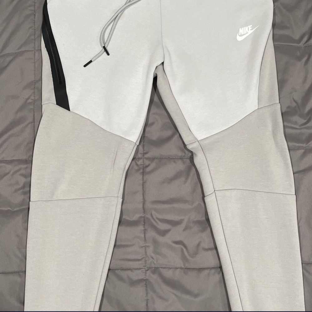 Nike Tech Bottoms